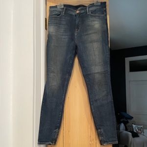 J Brand Skinny Jeans - Size 32 - Zipper hem - Perfect Condition